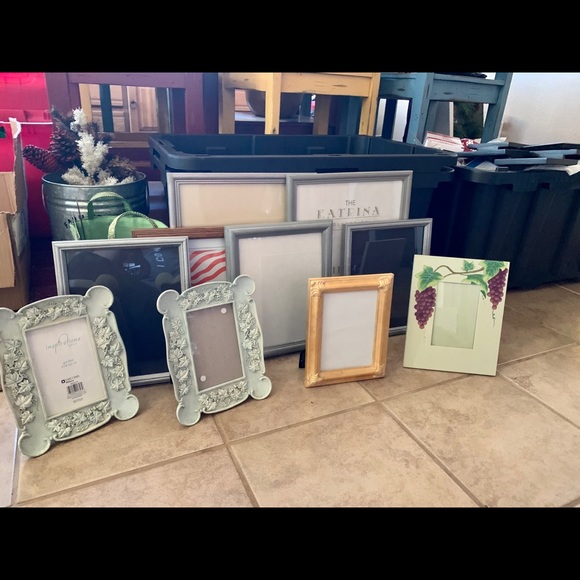 Picture frames - Picture 3 of 4